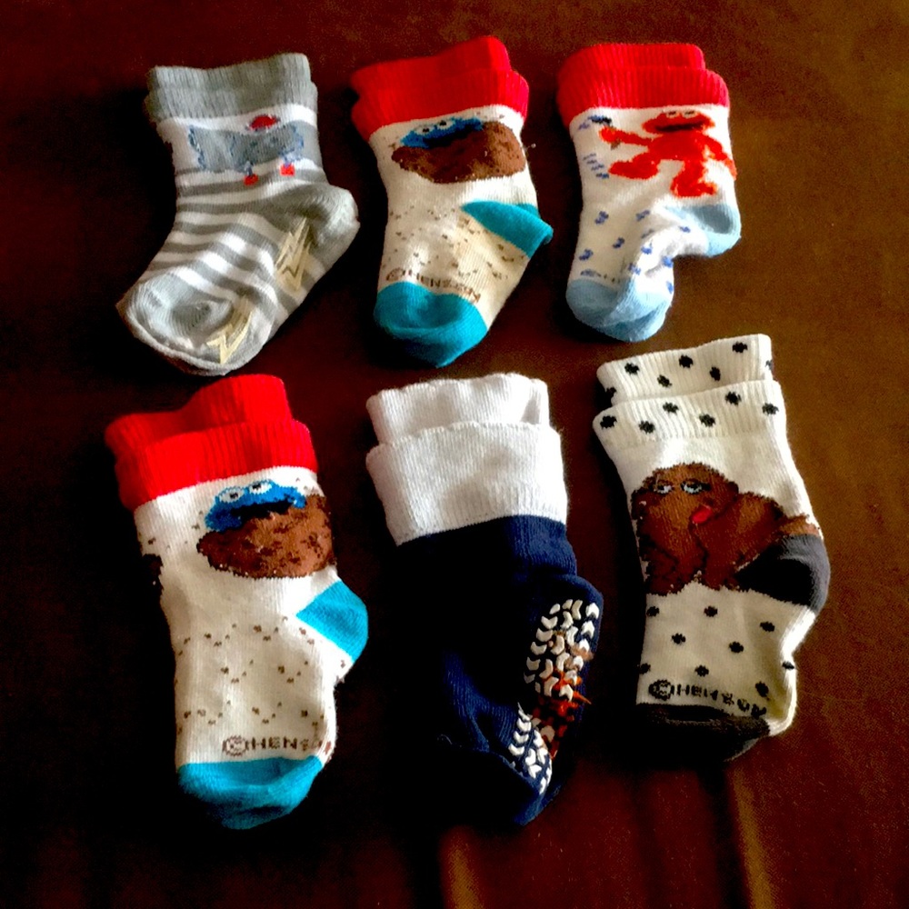 6 Pairs of Toddler Socks